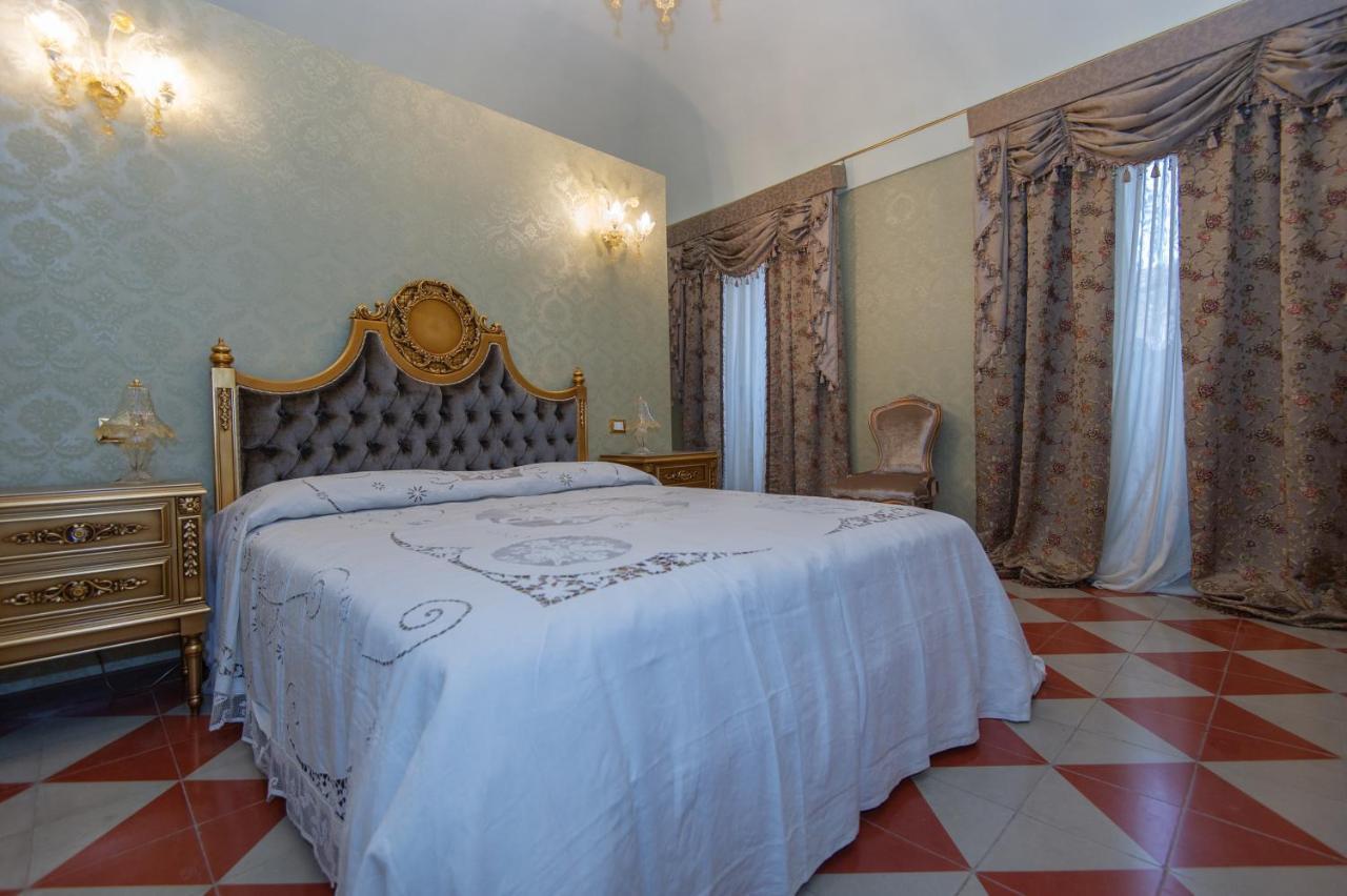 Palazzo Tilli Casoli  外观 照片