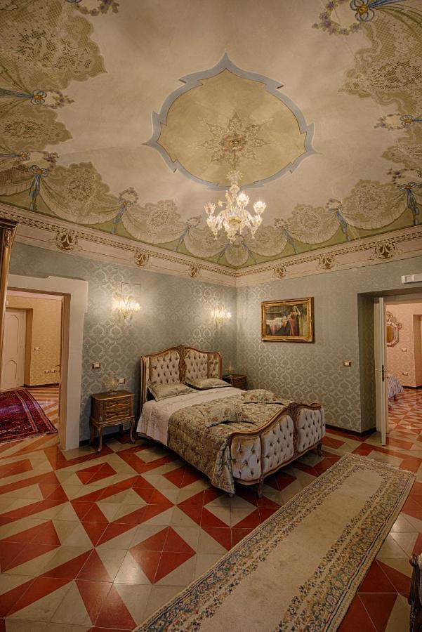 Palazzo Tilli Casoli  外观 照片